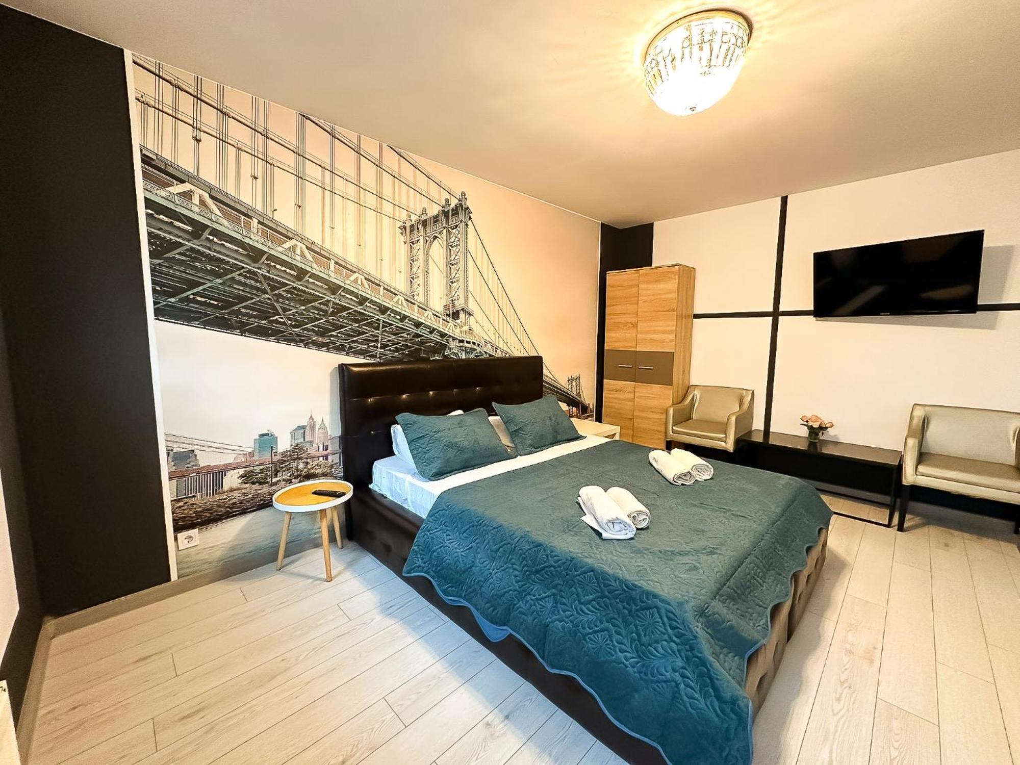 The Bridge - Central Studio With Free Parking Craiova Eksteriør bilde