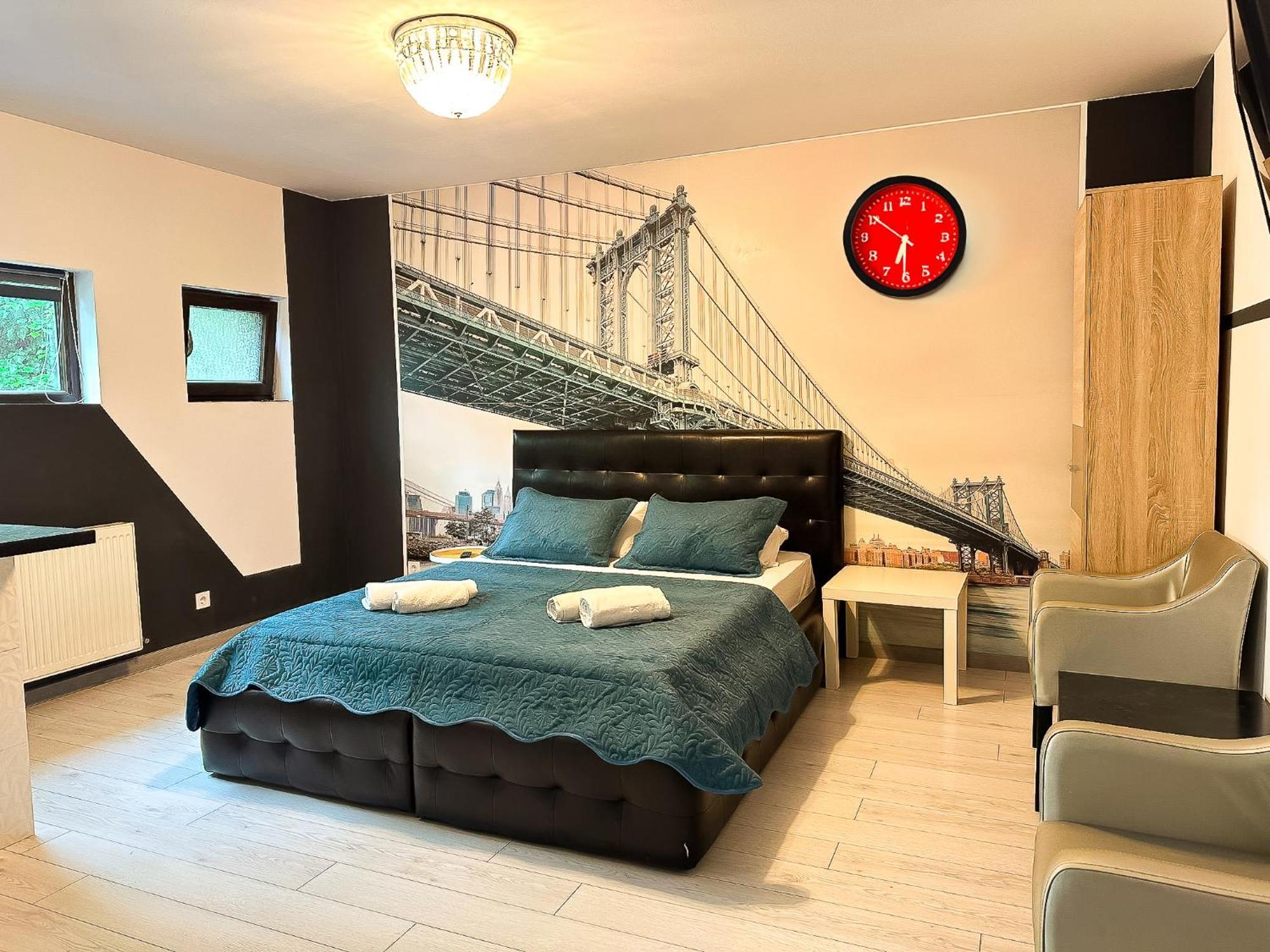 The Bridge - Central Studio With Free Parking Craiova Eksteriør bilde